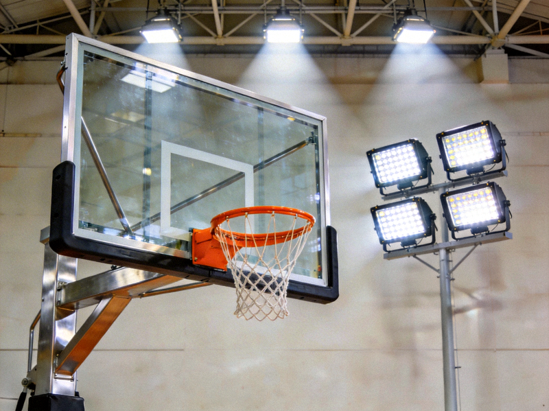 体育场馆设备产品图 - 专业篮球架与场地照明系统